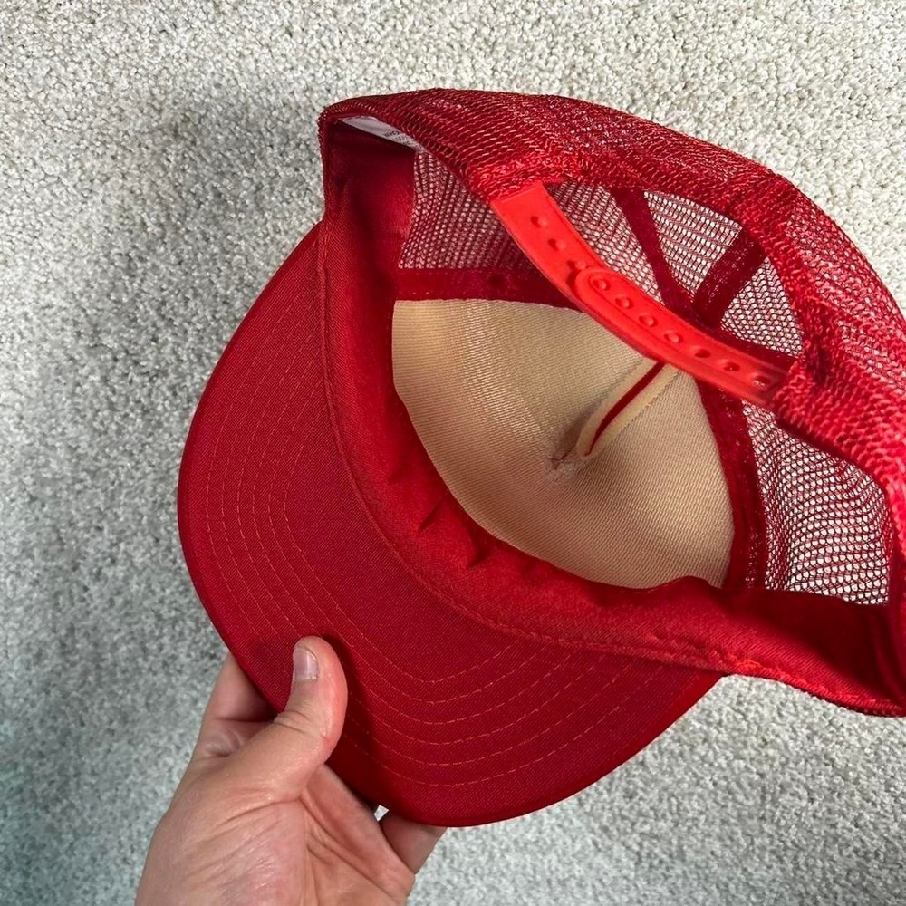 Vintage 80s red HVAC mesh trucker SnapBack hat cap - Picture 4 of 4